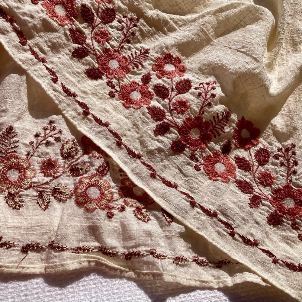 NWT BLOUSE MAX STUDIO Cream with Pink Embroidery/Retro Vintage Style SZ: L - Picture 10 of 13